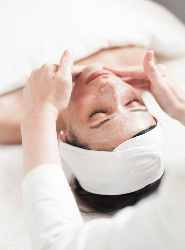 Home 17 SD Beauty klassische Gesichtsmassage